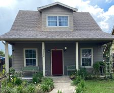 United States Texas Austin vacation rental compare prices direct by owner 5142458