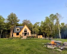 United States New York Fallsburg vacation rental compare prices direct by owner 29645040