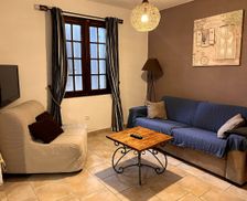 France Provence-Alpes-Côte d'Azur Boulbon vacation rental compare prices direct by owner 29303490