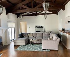 United States California Los Angeles vacation rental compare prices direct by owner 11494431