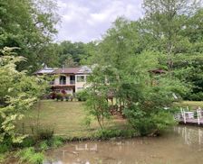 United States North Carolina Tryon vacation rental compare prices direct by owner 10572113