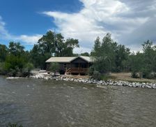 United States Wyoming Dubois vacation rental compare prices direct by owner 24206397