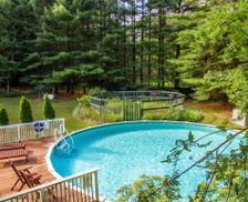 United States New York Woodstock vacation rental compare prices direct by owner 181241