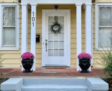 United States Virginia Lynchburg vacation rental compare prices direct by owner 13085939