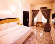 Nigeria Jahi Federal Capital Territory vacation rental compare prices direct by owner 11124583