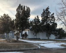 United States Wyoming Wheatland vacation rental compare prices direct by owner 11783672