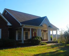 United States Tennessee Bon Aqua vacation rental compare prices direct by owner 11854470