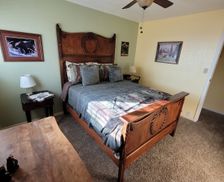 United States Idaho Emmett vacation rental compare prices direct by owner 11373599