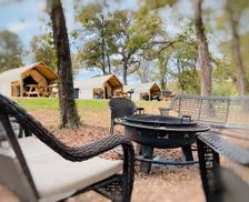 United States Texas Kingsbury vacation rental compare prices direct by owner 11873403