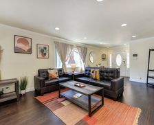 United States California Sacramento vacation rental compare prices direct by owner 12124188