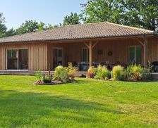 France Nouvelle-Aquitaine Grayan-et-l'Hôpital vacation rental compare prices direct by owner 11857196