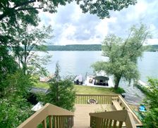 United States New York Penn Yan vacation rental compare prices direct by owner 12317963