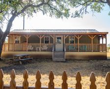 United States Texas Lampasas vacation rental compare prices direct by owner 11148209