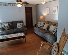 United States New York Ovid vacation rental compare prices direct by owner 11192775