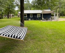 United States Texas Montgomery vacation rental compare prices direct by owner 23615496