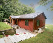 United States New York Old Forge vacation rental compare prices direct by owner 12351559