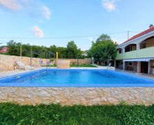 Croatia Šibensko-kninska županija Siverić vacation rental compare prices direct by owner 23846217