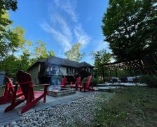 Canada Ontario Tiny vacation rental compare prices direct by owner 15783416