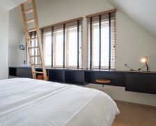 Belgium Vlaams Gewest Sint-Gillis-Waas vacation rental compare prices direct by owner 12158761