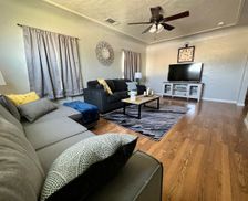 United States California Lemoore vacation rental compare prices direct by owner 12520415