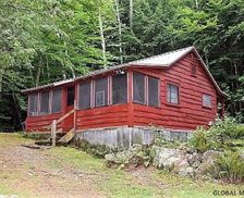 United States New York North Creek vacation rental compare prices direct by owner 12363768