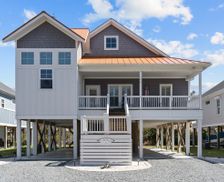 United States North Carolina Oak Island vacation rental compare prices direct by owner 24992581