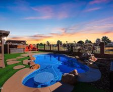 United States Arizona Peoria vacation rental compare prices direct by owner 15418740