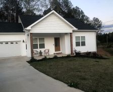 United States Alabama Anniston vacation rental compare prices direct by owner 12603453