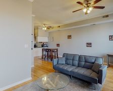 United States Illinois Champaign vacation rental compare prices direct by owner 25055415