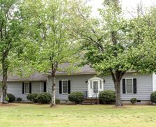 United States North Carolina Richlands vacation rental compare prices direct by owner 13287054