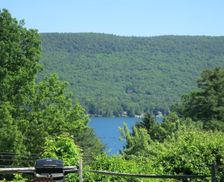 United States New York Lake George vacation rental compare prices direct by owner 13239706