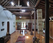 Indonesia Jawa Tengah Karanganyar vacation rental compare prices direct by owner 13350392