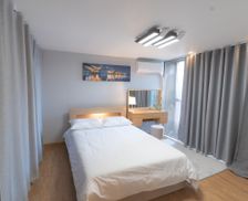 South Korea Seoul Mapo-gu vacation rental compare prices direct by owner 15658109