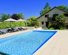 France Nouvelle-Aquitaine Thénac vacation rental compare prices direct by owner 5009897