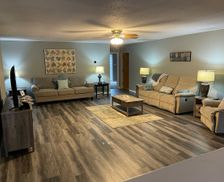 United States Illinois Vandalia vacation rental compare prices direct by owner 15725627