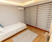 South Korea Seoul Mapo-gu vacation rental compare prices direct by owner 15579420