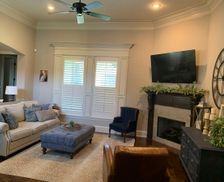 United States Louisiana Youngsville vacation rental compare prices direct by owner 15728586