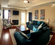 United States Tennessee Clarksville vacation rental compare prices direct by owner 15607655
