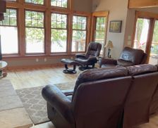 United States Michigan Interlochen vacation rental compare prices direct by owner 1182698