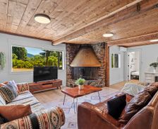 United States California Mount Shasta vacation rental compare prices direct by owner 23613382