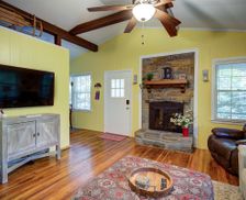 United States North Carolina Blowing Rock vacation rental compare prices direct by owner 23637327