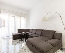 Spain Catalunya Badalona vacation rental compare prices direct by owner 25078008