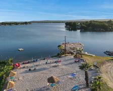 United States Texas Marble Falls vacation rental compare prices direct by owner 25873600