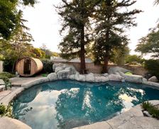 United States California Santa Clarita vacation rental compare prices direct by owner 24597529