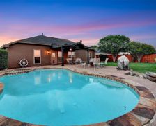 United States Texas Little Elm vacation rental compare prices direct by owner 24081763