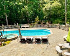 United States Georgia Cave Spring vacation rental compare prices direct by owner 24506616