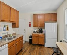 United States Illinois Waukegan vacation rental compare prices direct by owner 23836706