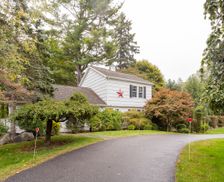 United States New York Holmes vacation rental compare prices direct by owner 24601876