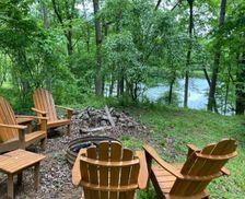 United States Virginia Linden vacation rental compare prices direct by owner 24321407