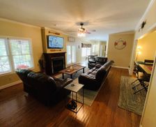 United States Georgia Dawsonville vacation rental compare prices direct by owner 23654241